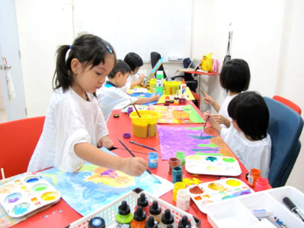 How do art and craft is essential for kids?