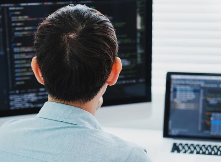 Navigating the Data Job Market: A Comprehensive Guide
